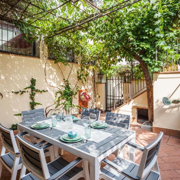 Santa Reparata Apartment with Patio and Terrace