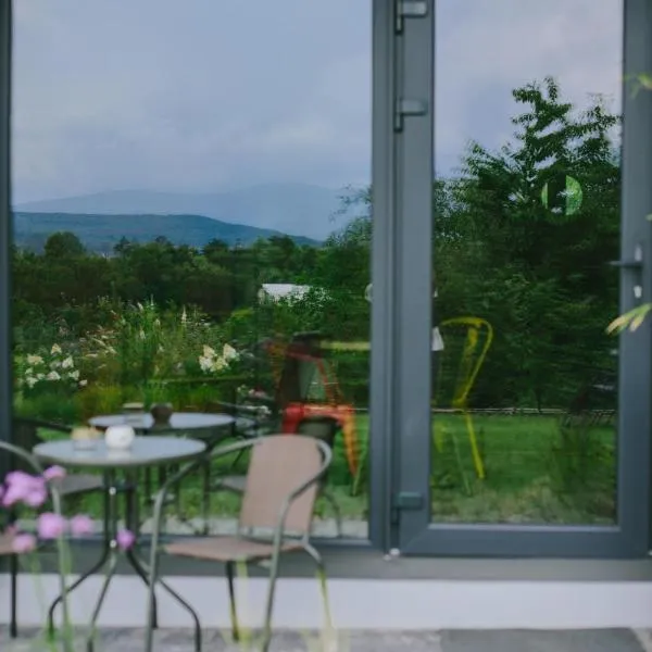 Апартаменты True Love с видом на горы, hotel Ungváron