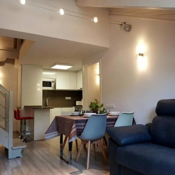 Ático Pico Cerler, hotel in Benasque