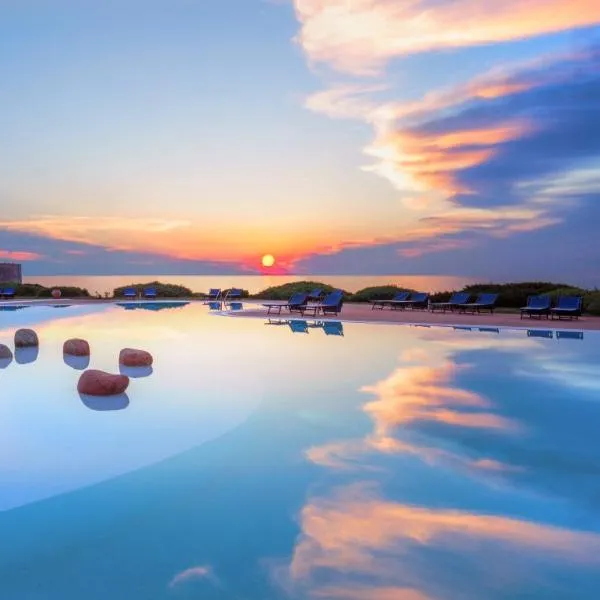 Hotel Relax Torreruja Thalasso & Spa, hotel em Isola Rossa