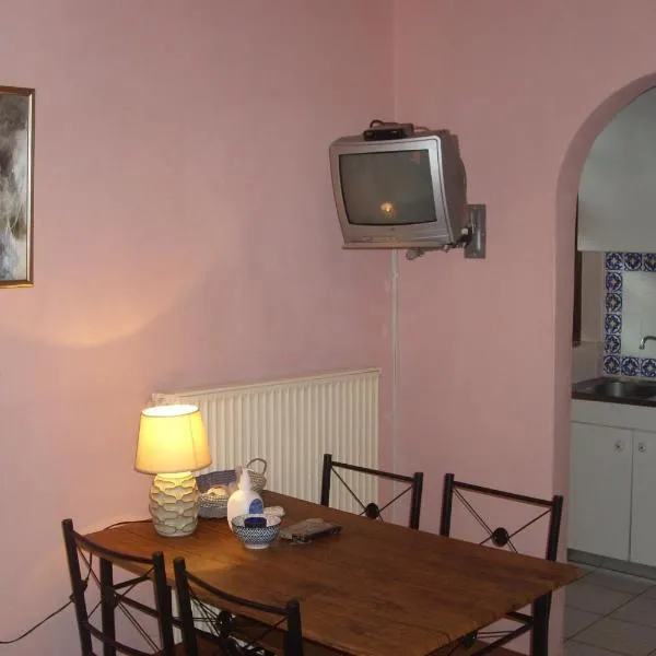 Art House, hotel di Pantokratoras