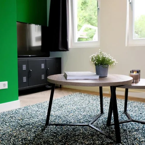 Luxury 60m2 Apartment with 20m2 Private Terrace - R65A, hótel í Eindhoven