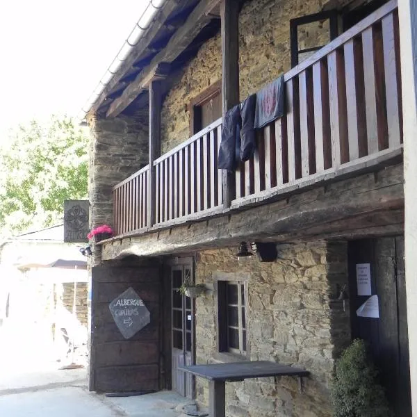 Albergue Atrio, hotel u gradu Tríacastela