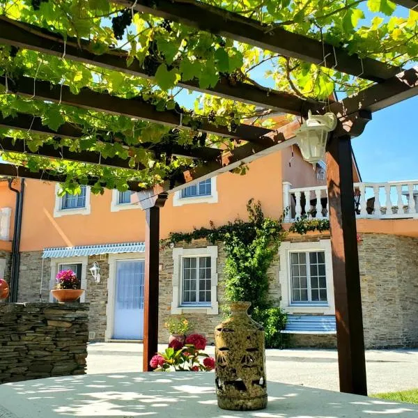 Apartamentos Turísticos Rosa, hotel in Ribadeo