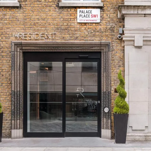 The Resident Victoria, hotel in London