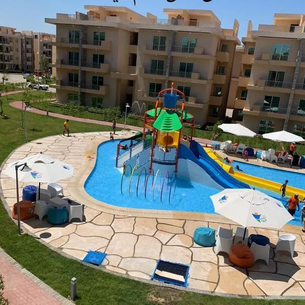 مارينا دلتا, hotel u gradu ‘Izbat Abū Sulayman