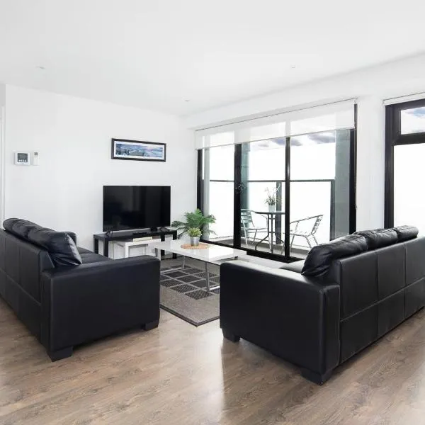 RNR Serviced Apartments North Melbourne, hotel in Melbourne