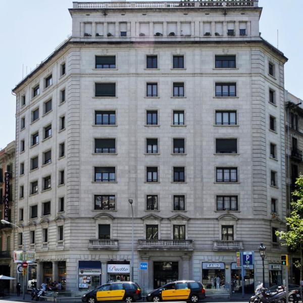 Fisa Rentals Gran Via Apartments