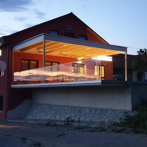 Gasthof Sonnenterrasse - Self-Check-in, ξενοδοχείο σε Litzelsdorf