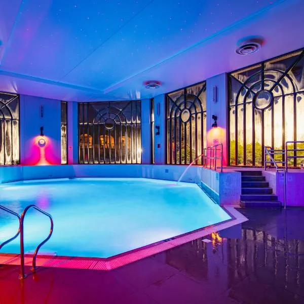 Crowne Plaza Gerrards Cross by IHG, hotel u gradu Bikonsfild