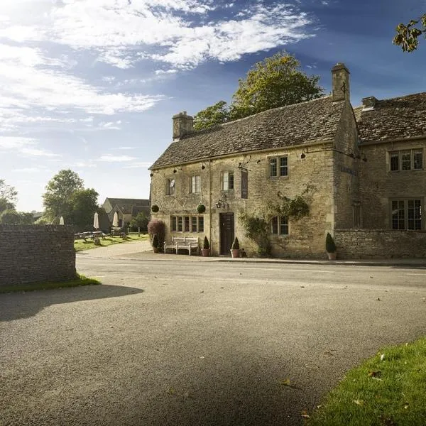 The Masons Arms, hotel in Cirencester