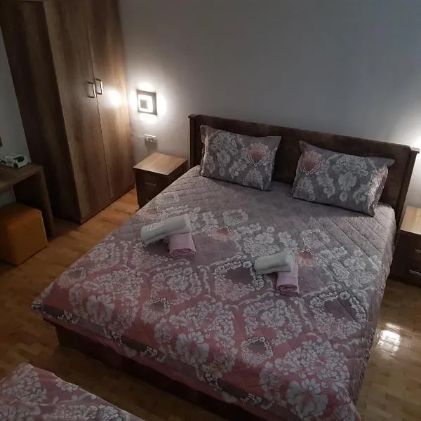 Prishtina Newborn ABC room, hotel in Pristina