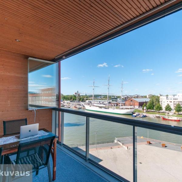 The Best View in Turku with private balcony, sauna, car park