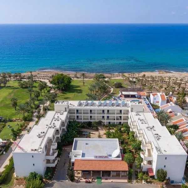 Helios Bay Hotel and Suites, hotel in Paphos City