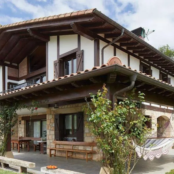 Casa rural a 10 minutos de San Sebastian, hôtel à Asteasu