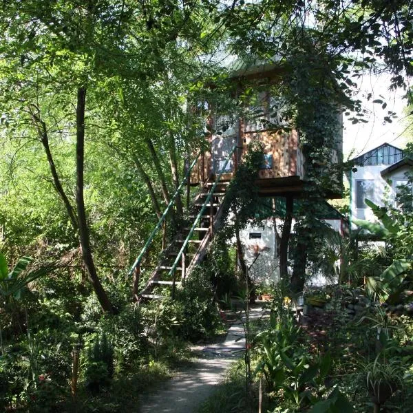 Robinson Crusoe, hôtel à Lagodekhi