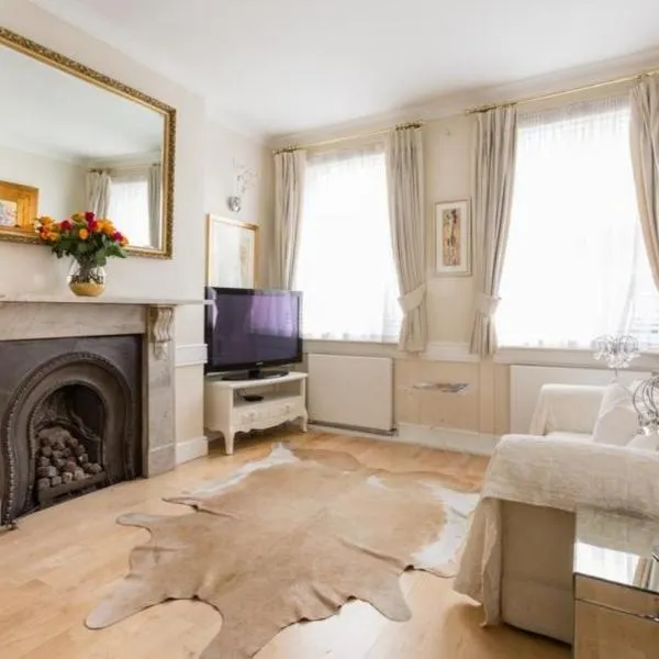 Marylebone Luxury 3BR Flat Elegant Central Gem, hotel in London