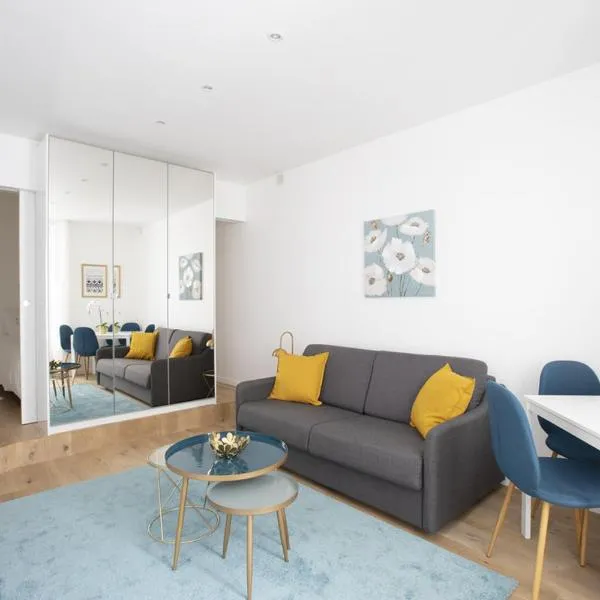 Stylist and cosy appartement in Montparnasse, hotel i Paris