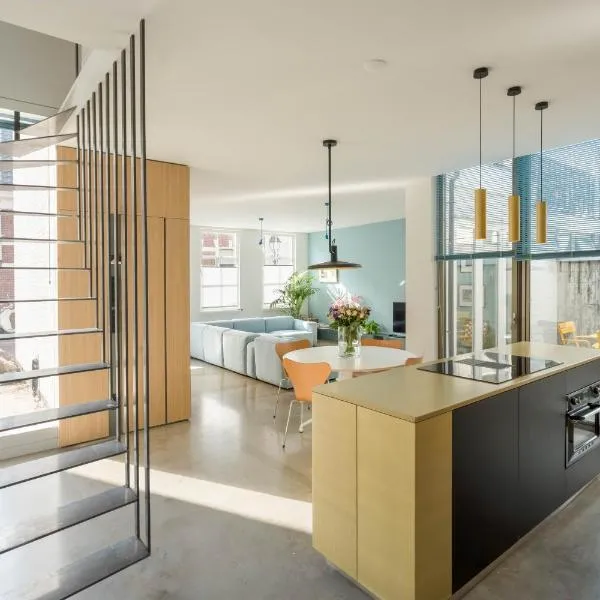 Kaewkong Surf Motel: Scheveningen şehrinde bir otel