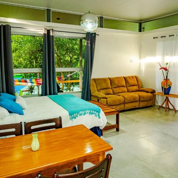 Agutipaca Bungalows, hotel en Bagaces