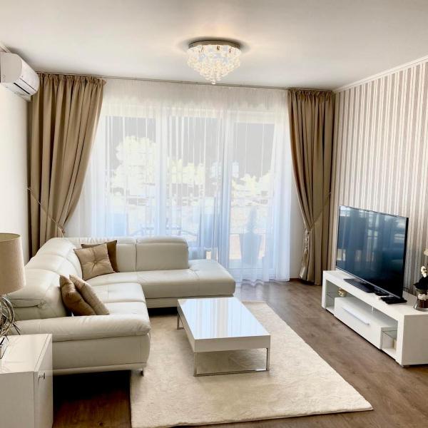 Die Oase - Luxurious Apartment near the City Center with Free Parking, Bratislava