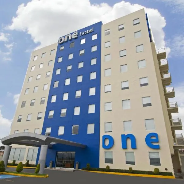 One Toluca Aeropuerto, hotel em Toluca