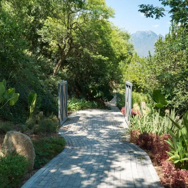 Gamma Monterrey Rincon de Santiago, ξενοδοχείο σε Santiago