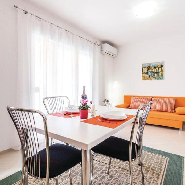 Apartment VESNA