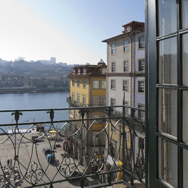 PortoSense Ribeira, hotel in Porto