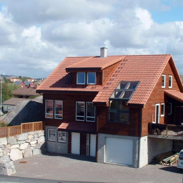 Four-Bedroom Holiday home in Sirevåg