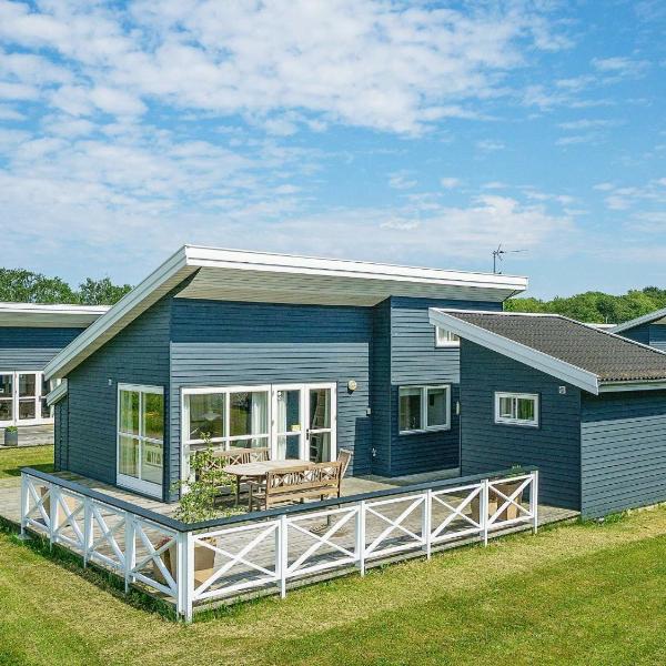 6 person holiday home in Gudhjem