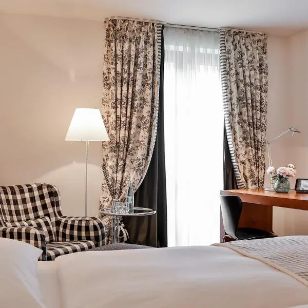 Zeller-Hotel+Restaurant, ξενοδοχείο σε Kahl am Main