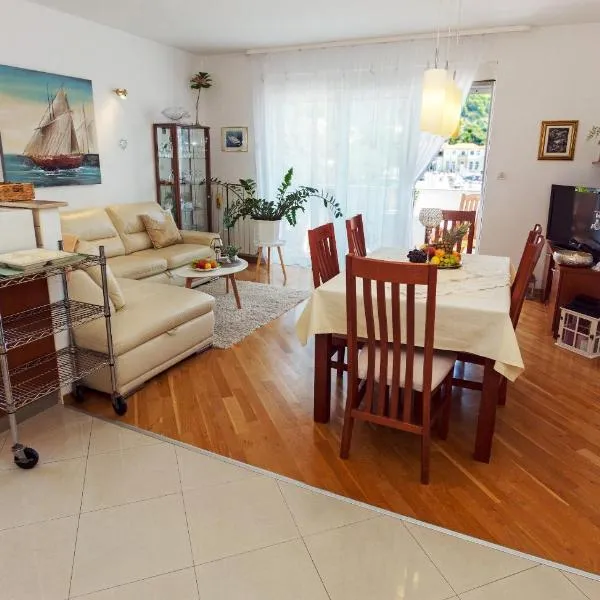 M. DE DOMINISA 5, hotel v Rabu