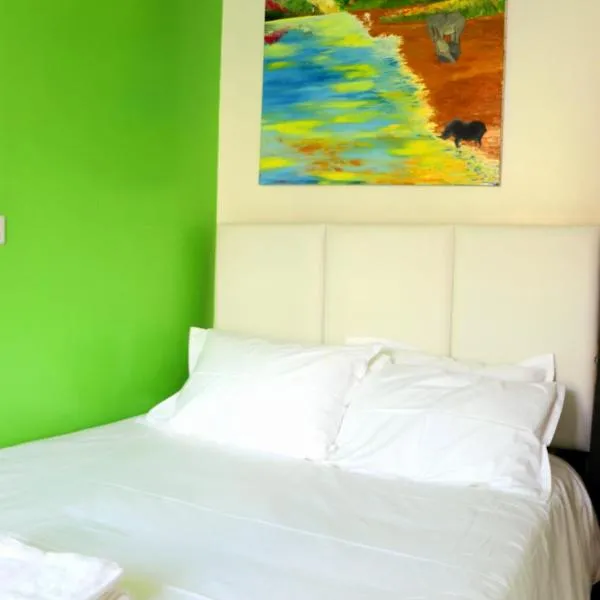 Little Green Room Homestay near JKIA Airport & SGR Railway Station, hotel sa Nairobi