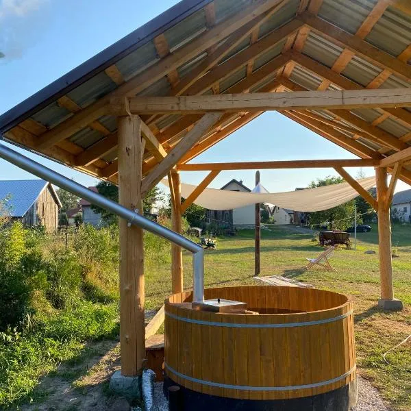 Stawiska nad tanwia, hotel v destinaci Jędrzejówka