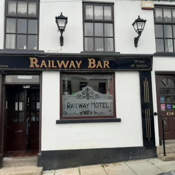 Railway Bar Accommodation, hotel in Poyntz Pass
