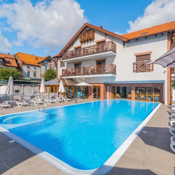 Hotel Kahlberg, ξενοδοχείο σε Krynica Morska