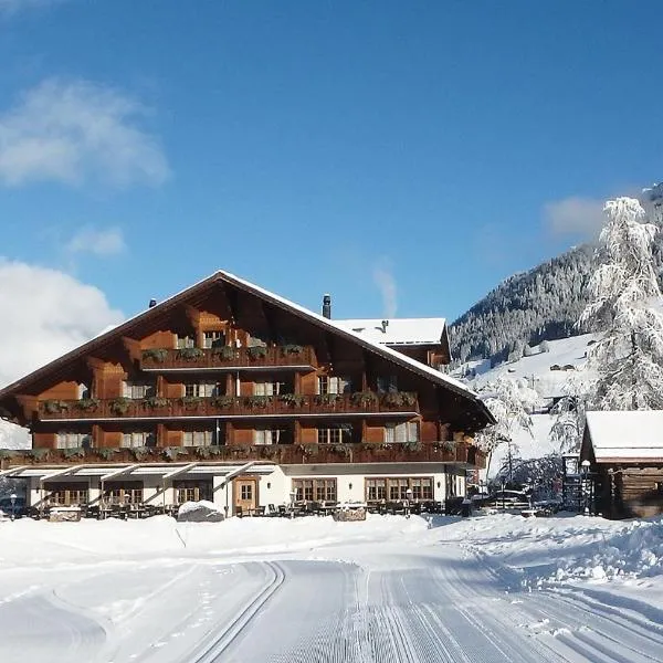 Hotel Alpenland, ξενοδοχείο στο Γκστάαντ