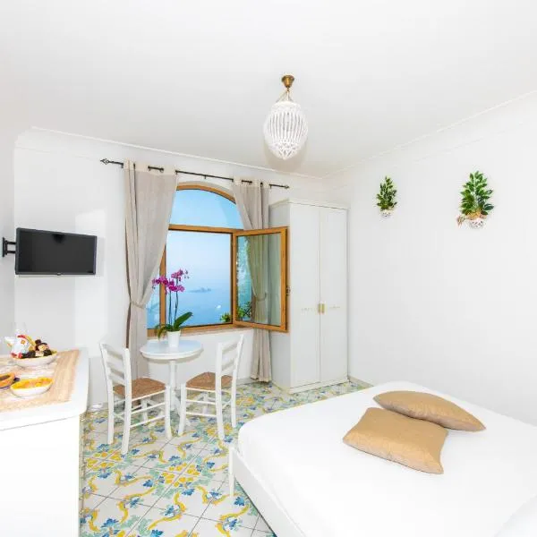 La Borragine Rooms, hotel em Positano