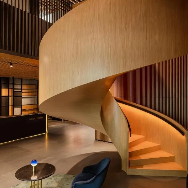 Nobu Hotel Warsaw, hotel ve Varšavě