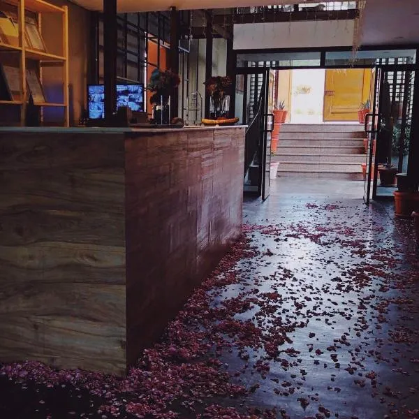 Beit Al Ward, hotel v destinaci Al Shafa