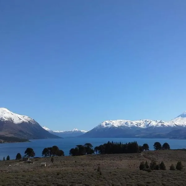 Cabañas Müller, khách sạn ở Huechulafquen Lake