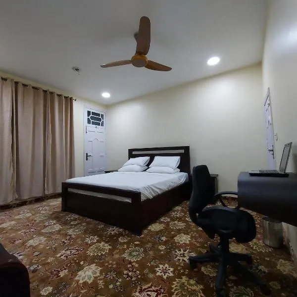 Starlit Hotel - Gilgit, hotel v destinaci Gilgit