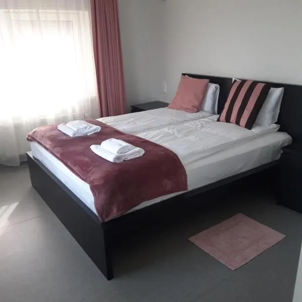Jaunāmuiža Apartamenti, ξενοδοχείο σε Valmiera