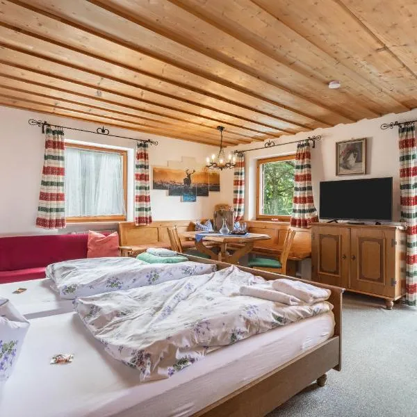 Ferienwohnung Oberrißglück, hotel v destinaci Schliersee