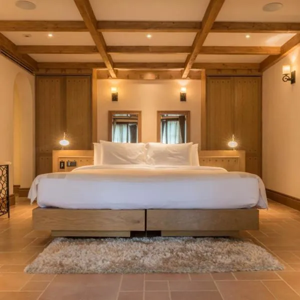 Toscana Town Square Suites，位于慕斯的酒店