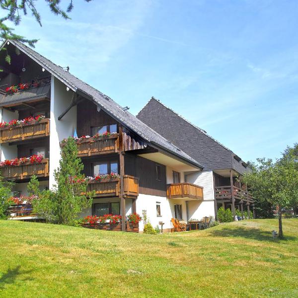 B1 Albmatte-FEWO Sauna, Hallenbad Außenbecken Massagen nebenan