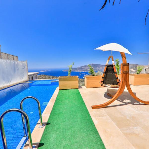 5 bedrooms villa with sea view private pool and jacuzzi at Kas 3 km away from the beach