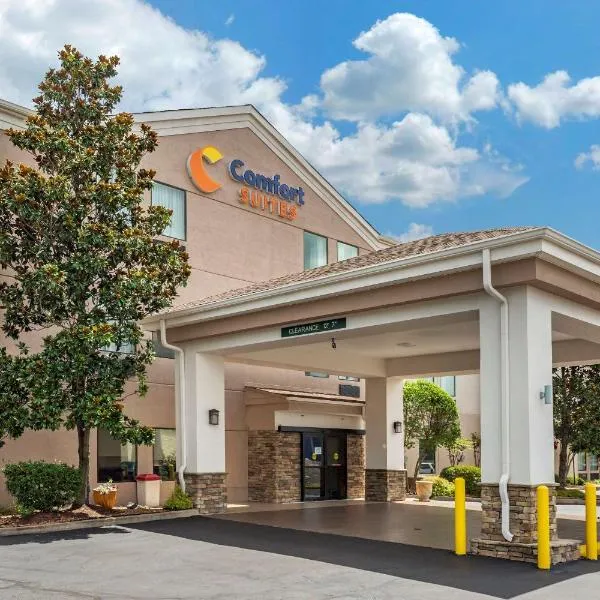 Comfort Suites Cordova, hotel v destinaci Memphis