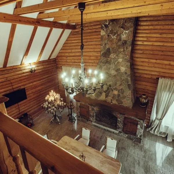 Candle House，Padure的飯店